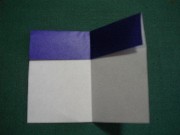 折り紙織り方写真/紙飛行機No.[7] <br />折り目をつけました。