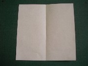 折り紙織り方写真/家No.[4] <br />折り目をつけた後、開きなおしました。