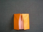 折り紙織り方写真/家No.[9] <br /><br />