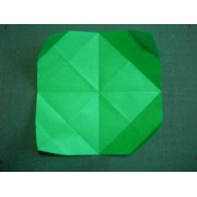 折り紙折り方写真/クリスマスツリーNo.[29] <br />開きました。