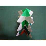 折り紙折り方写真/クリスマスツリーNo.[80] <br />完成したクリスマスツリーです。